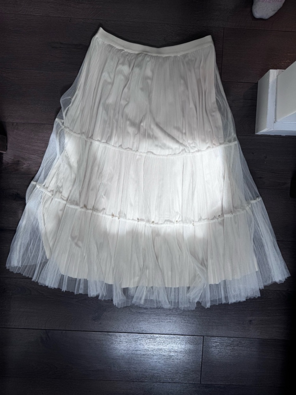Papillon white tiered midi skirt - Picture 3 of 5